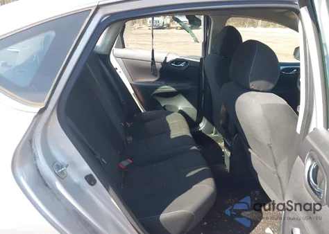 2018 Nissan Sentra S z USA, uszkodzony, nr VIN 3N1AB7AP9JY246252